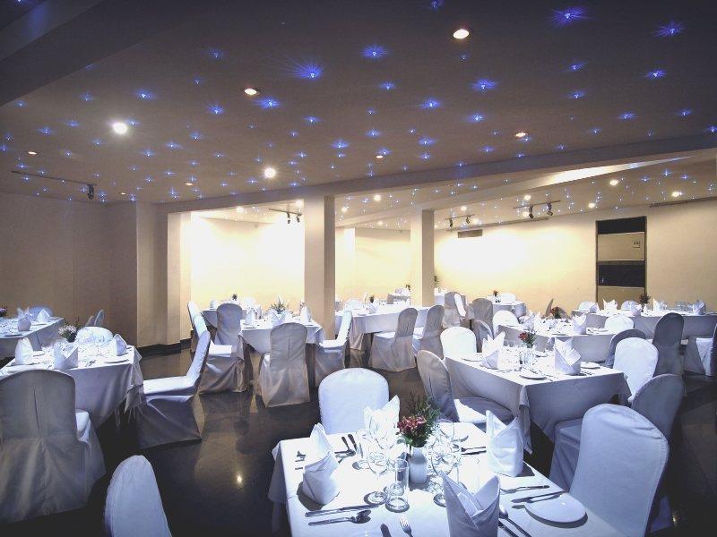 Berjaya Hotel Colombo Dehiwala-Mont Lavinia Extérieur photo