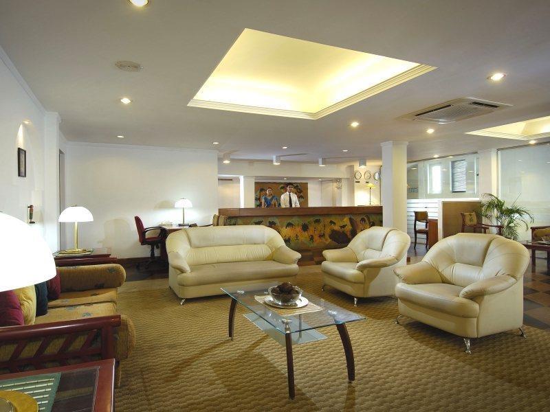 Berjaya Hotel Colombo Dehiwala-Mont Lavinia Extérieur photo